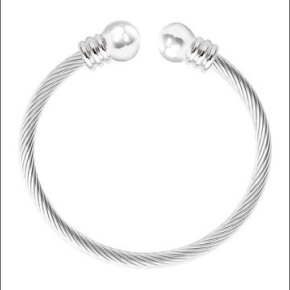Stunning Cable Twist w large Pearl Cuff Bracelet
